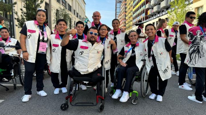 París 2024: Delegación mexicana desfila orgullosa en inauguración de los Juegos Paralímpicos
