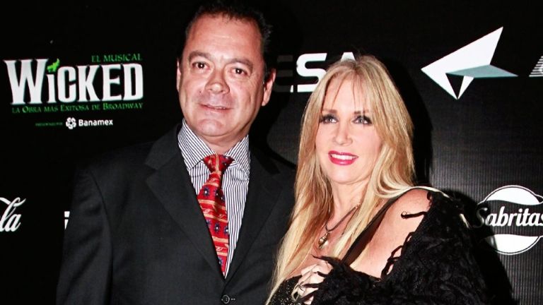 Roberto Blandón y su esposa