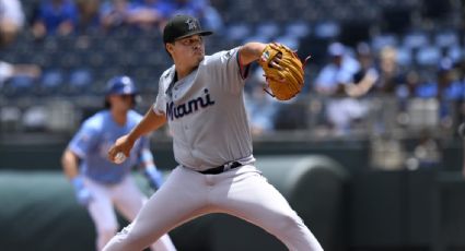 El mexicano Valente Bellozo es vapuleado por los Rockies, pero se va sin decisión