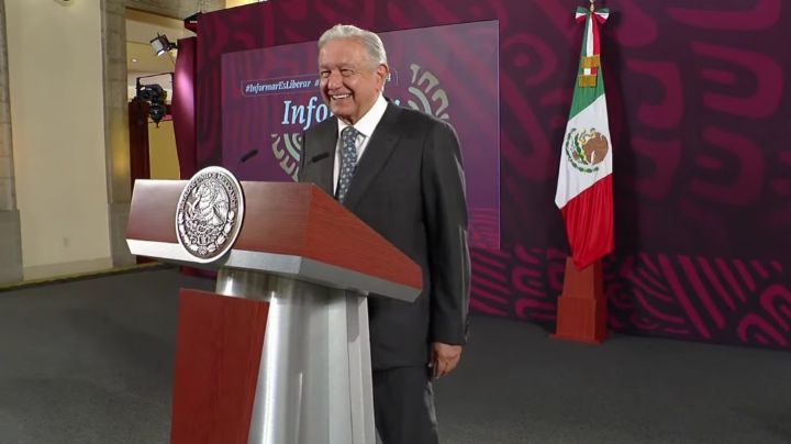"Vaya circo": AMLO invita a youtubers a la 'Mañanera' para que "le aplaudan" su informe