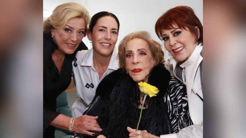 Silvia Pinal aparece tras 'grave' crisis y conmovida hasta las lágrimas da emotivo mensaje