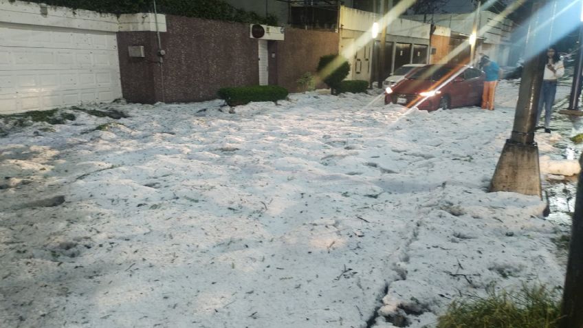 VIDEO: Granizada pinta de blanco las calles de Álvaro Obregón y genera caos