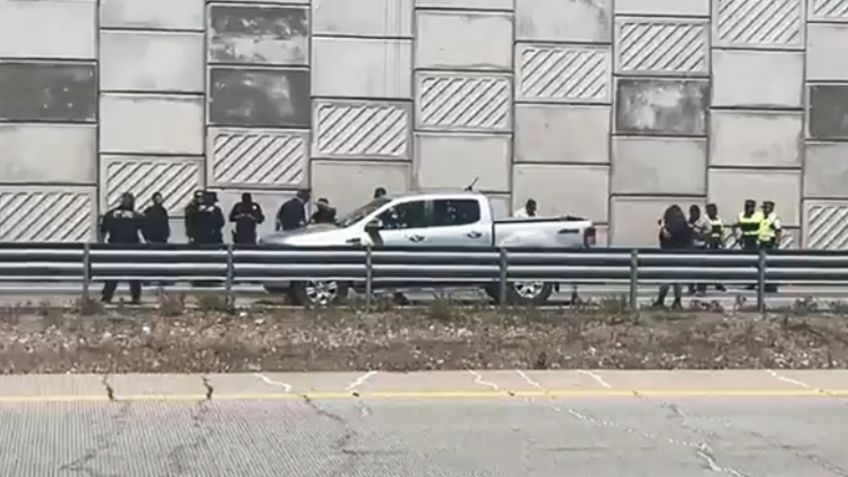 Rafaguean auto en carretera a las afueras de Ciudad Obregón; al menos una persona herida