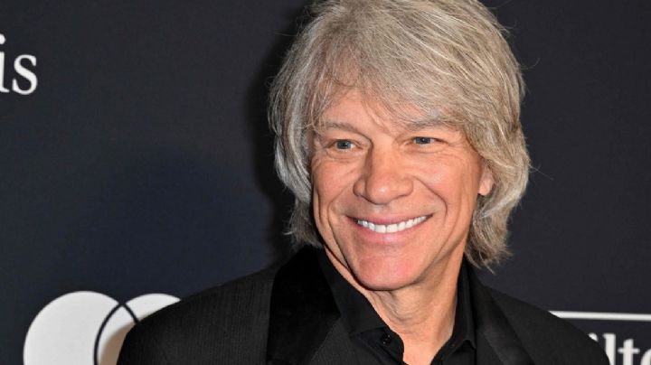 FOTO: Bon Jovi evita que una mujer salte de un puente; la convence de seguir con vida