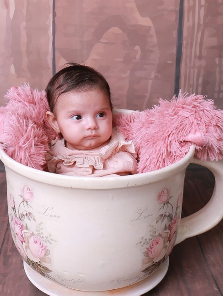 Presumen primera sesión de fotos de Tessa Derbez