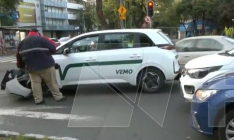 Choque en División del Norte y Xola