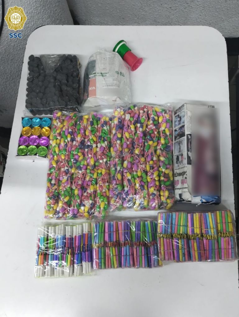 Decomisan pirotecnia en el Metro