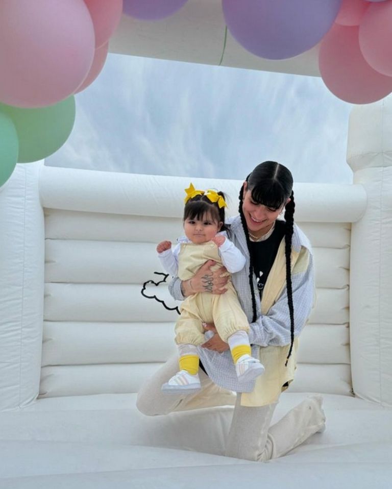 Cazzu celebra el cumpleaños de Inti 