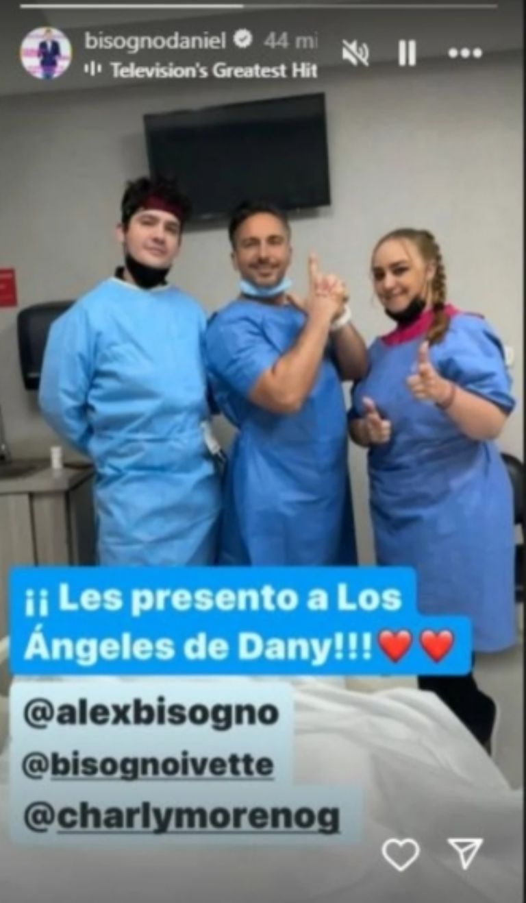 Daniel Bisogno reaparece junto a supuesto novio tras ser hospitalizado de emergencia
