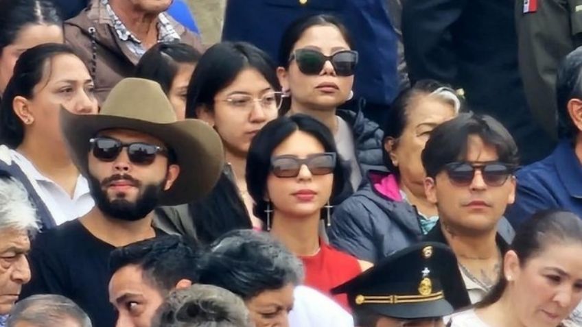Ángela Aguilar y Christian Nodal presumen su amor en el desfile militar del Centro Histórico