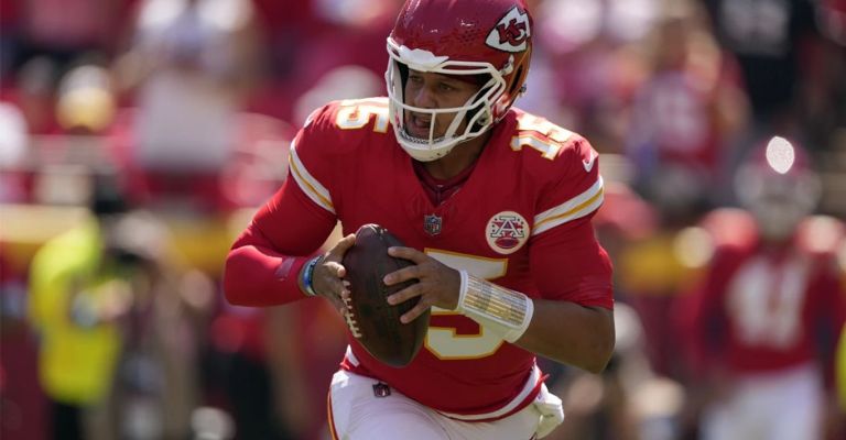 El mariscal de campo está listo para iniciar la defensa del título