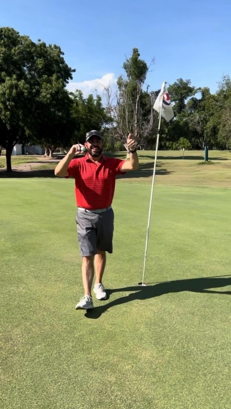 Calderoni hace hoyo en uno