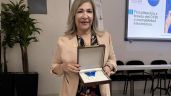 Foto ilustrativa de la nota titulada Leticia González recibe la medalla al mérito académico y profesional en Navojoa