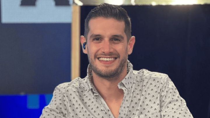 Premian a Adrián Marcelo por participar en la Semana de la Salud Mental; críticas estallan