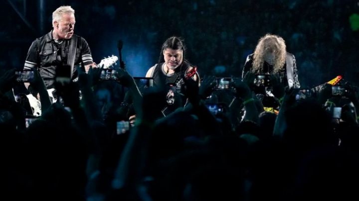 Hacen MEMES por la interpretación que hizo Metallica de 'La Chona' en su concierto