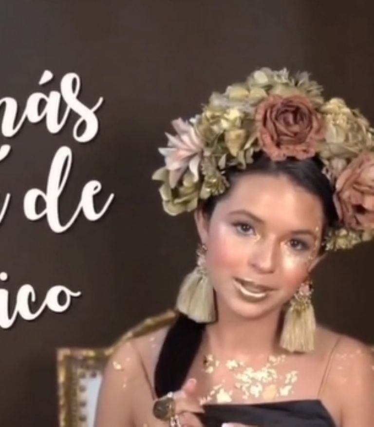 Ángela Aguilar es destrozada por la audiencia por decir que es una diosa griega