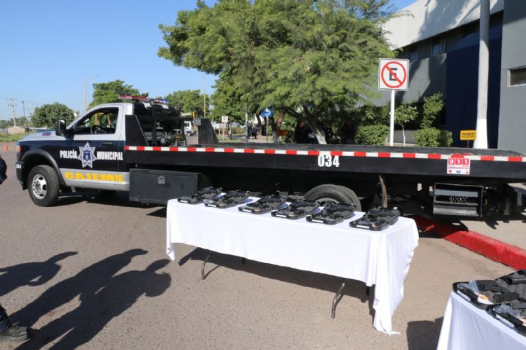 Entrada de grúas es para evitar abusos de particulares