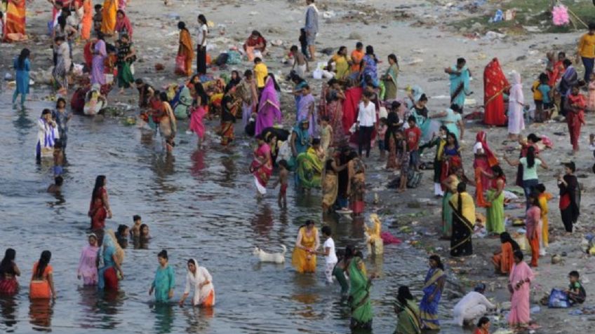 Reportan la muerte de cerca de 46 personas en evento religioso en India; se ahogarían