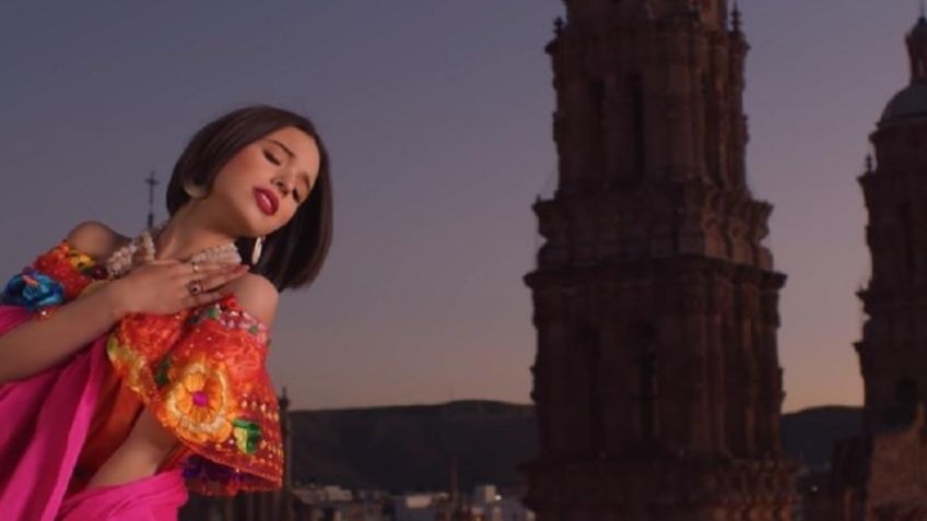 Ángela Aguilar reacciona a polémica canción que su padre habría dedicado a Christian Nodal