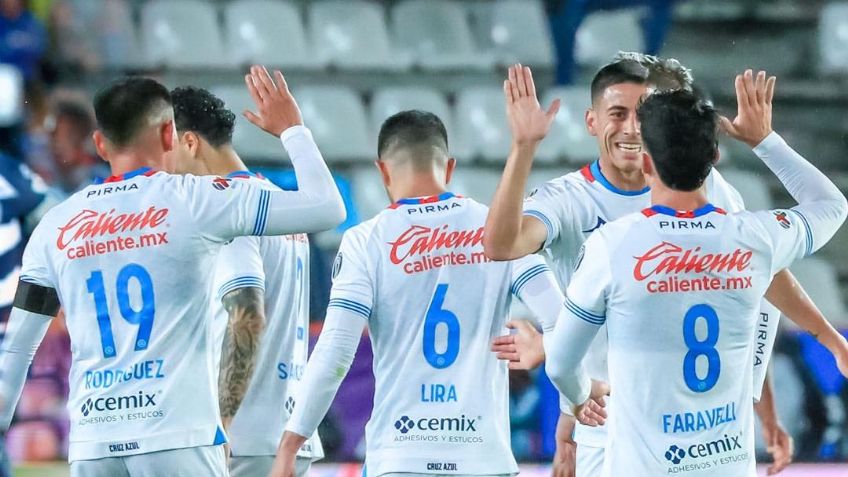 La Máquina pita fuerte en el Hidalgo: Cruz Azul golea a los Tuzos del Pachuca