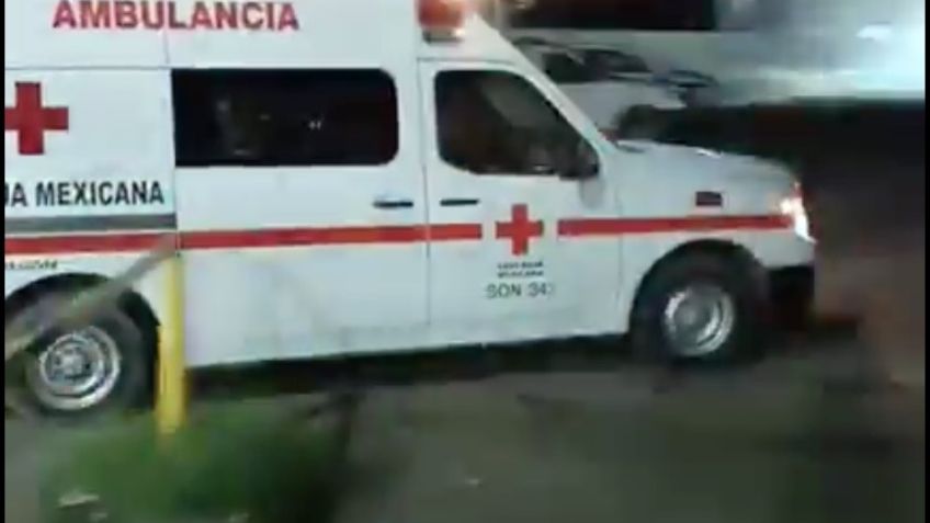Ciudad Obregón: En plena vía pública, sujetos atacan con machete a un hombre