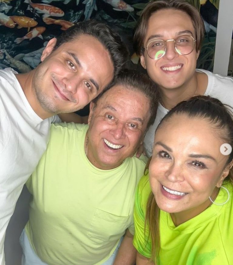 Brenda Bezares y su familia