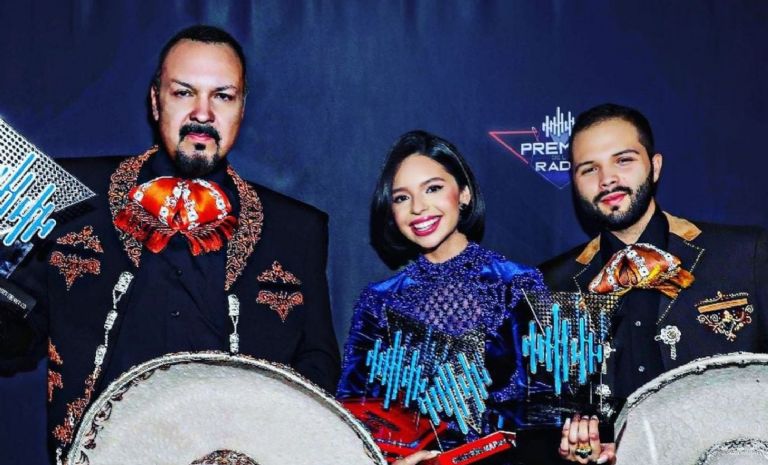 Pepe Aguilar revela cuál de sus hijos es más exigente