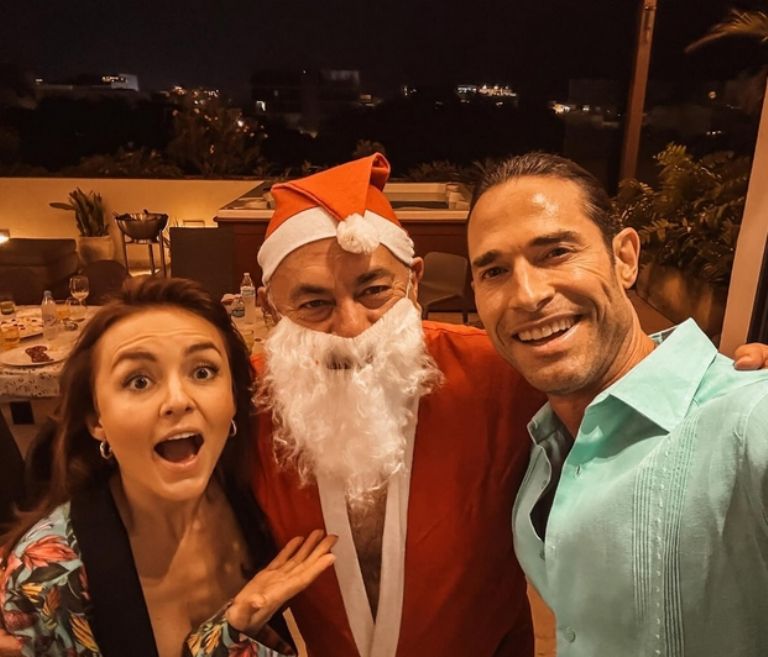 Angelique Boyer y Sebastián Rulli disfrutan de las fiestas