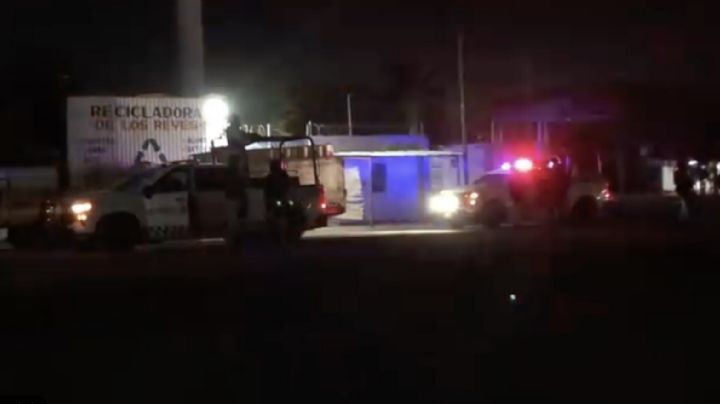 Ciudad Obregón: Golpean y abandonan con 'narcomensaje' a 2 personas junto a torre eléctrica