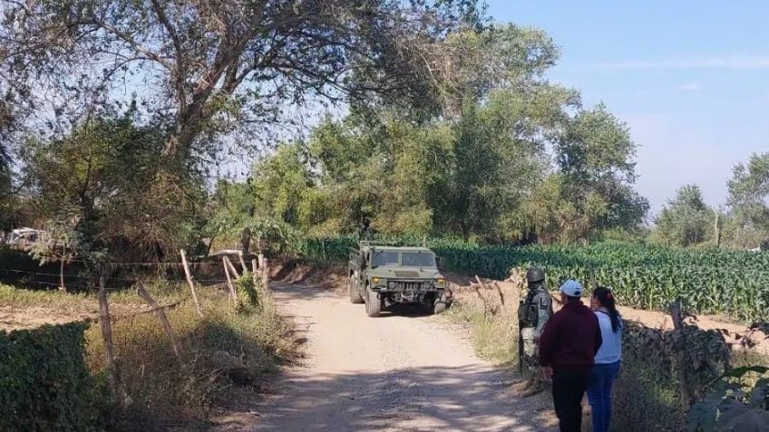 Abandonan dos cadáveres con impactos de bala en un sembradío de El Walamo, Mazatlán