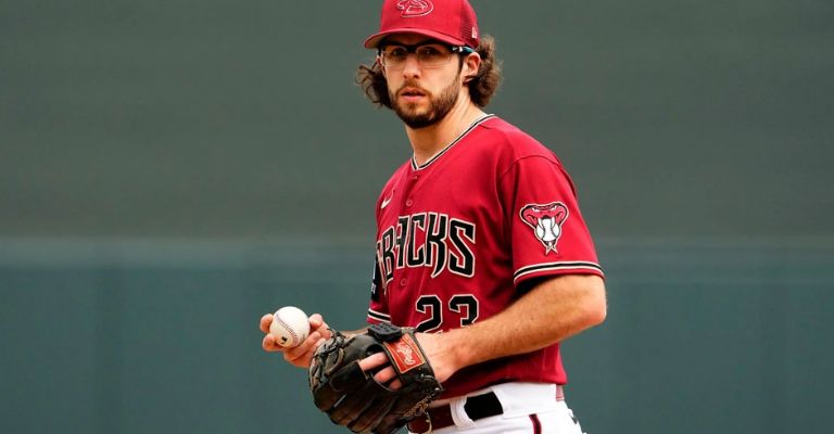 Gallen forma parte del cuerpo de abridores