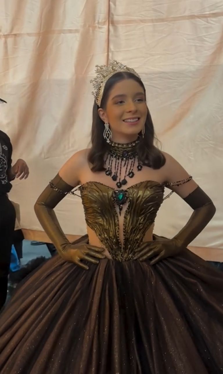 Hija de Itatí Cantoral deslumbra en evento de Ragazza Fashion