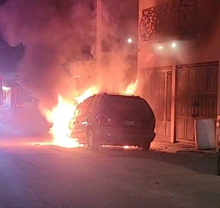 Incendio en Ciudad Obregón moviliza a las autoridades. Foto: Facebook