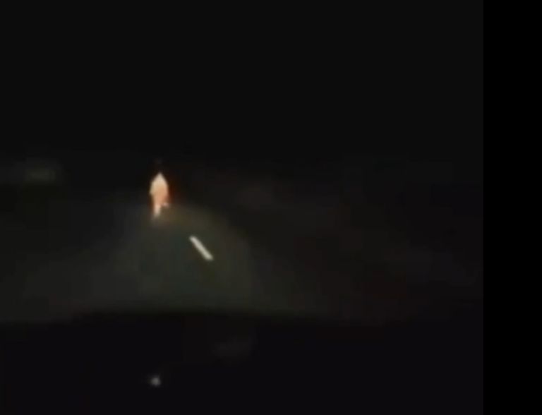 Chofer capta a presunto niño fantasma en Chihuahua