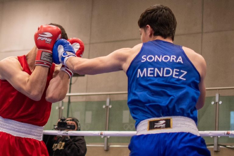 Sonorense destaca en torneo nacional de boxeo