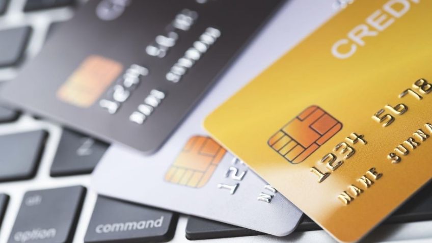 4 consejos para ahorrar cientos de dólares en los viajes al extranjero