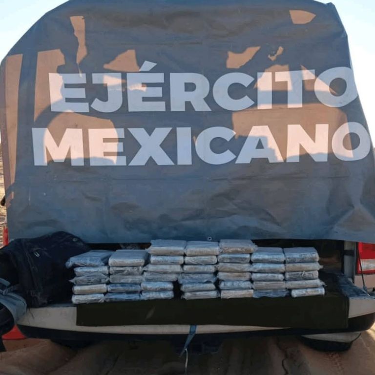 Militares aseguran drogas en San Luis Río Colorado, Sonora. Foto: Facebook