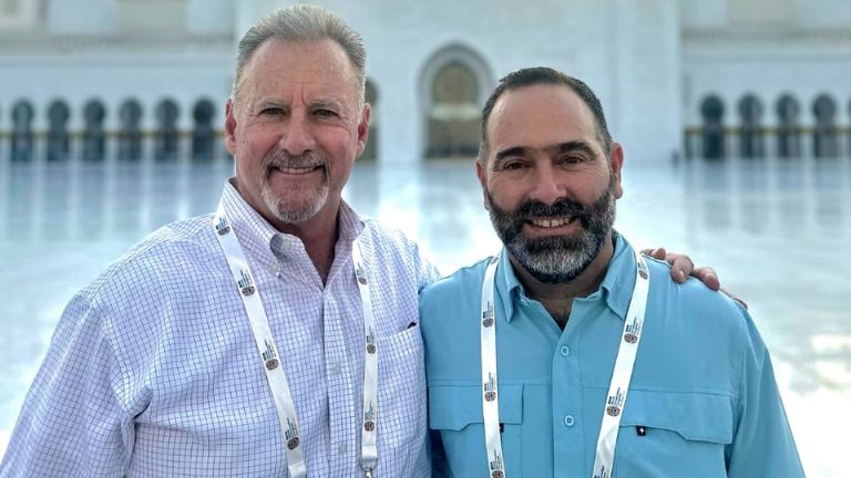 Jacobo Artee Freaner presentó el proyecto de la Sierra El Álamo en los Emiratos Árabes