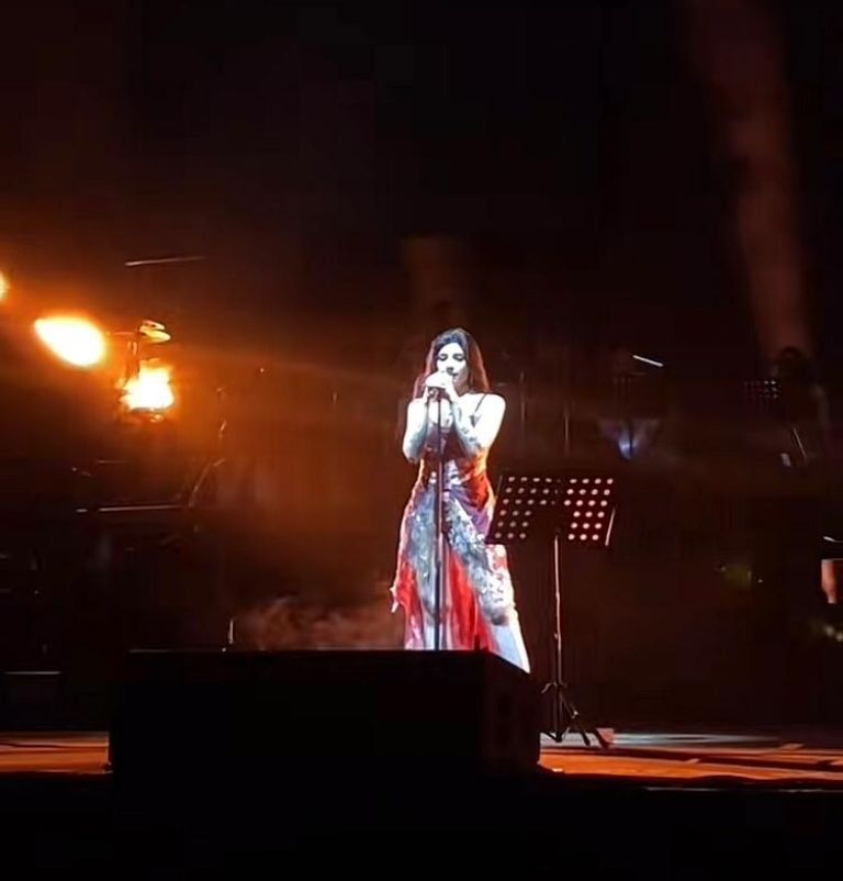 Cazzu pidió un alto a los comentarios negativos 