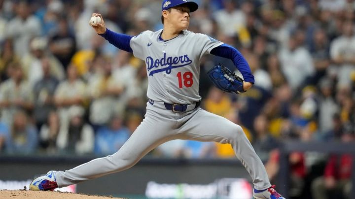 Con juego completo de Yamamoto los Dodgers toman ventaja de 2-0 ante Brewers