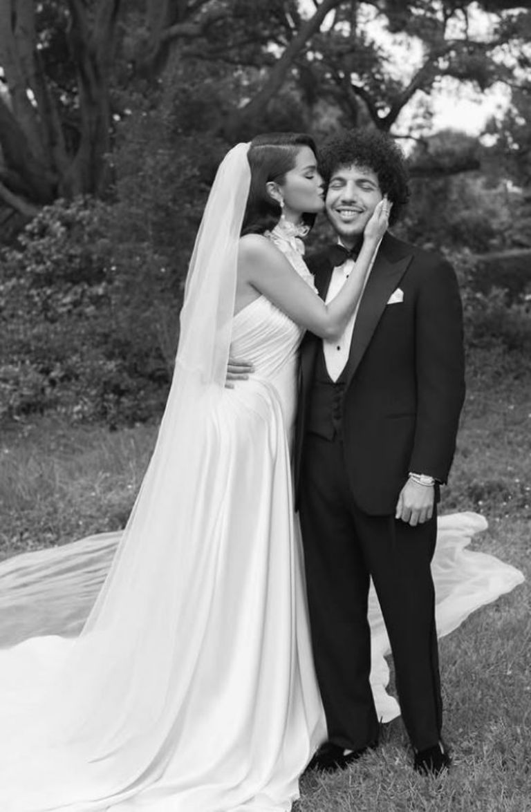 elena Gomez confiesa que lloró y temió lo peor semanas después de casarse con Benny Blanco