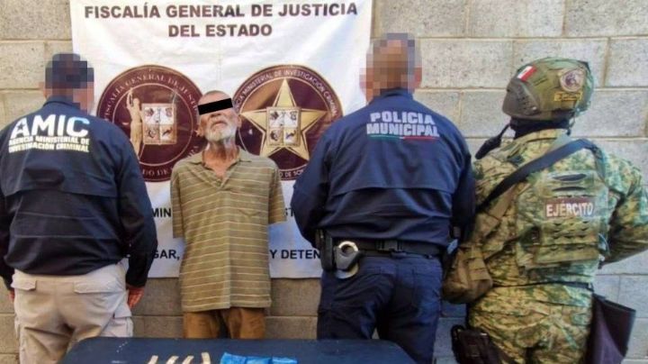 Detienen a presunto narcomenudista y decomisan narcóticos durante cateo en Hermosillo