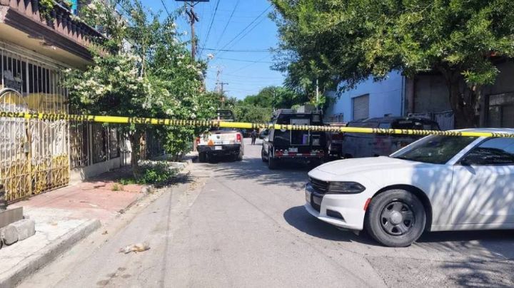 Apuñalan a hombre y lo hallan muerto frente a un domicilio en Guadalupe, Nuevo León