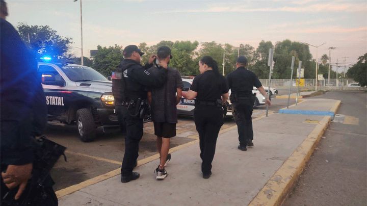 Discusión en Hermosillo termina con hombre en el techo de la Central de Autobuses