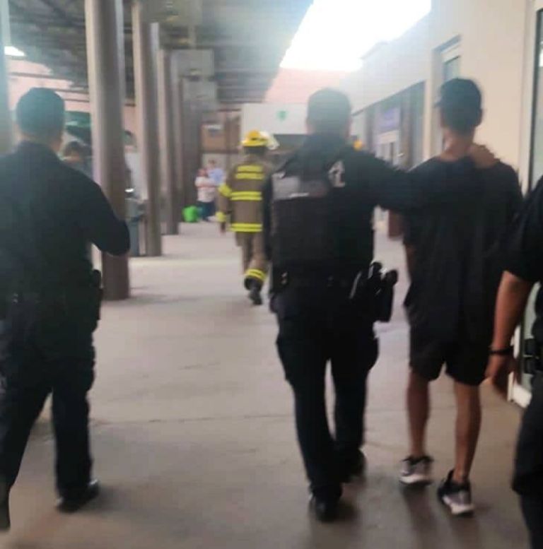 El hombre se encuentra a salvo 