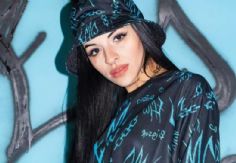 Foto ilustrativa de nota (VIDEO) Polémico instante en concierto de Cazzu: ¿Salió en defensa de Christian Nodal?