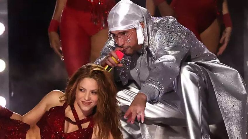 Shakira sale en defensa de Bad Bunny tras intentos de quitarle el show del Medio Tiempo del Super Bowl LX