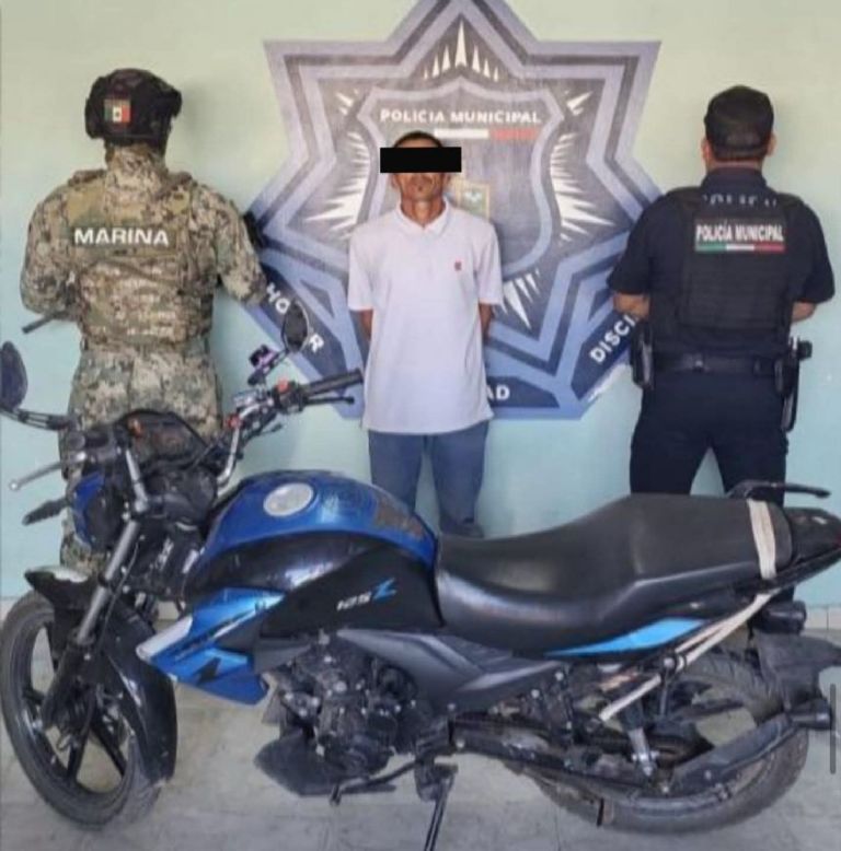 Capturan a hombre con moto robada en Obregón. Foto: Facebook