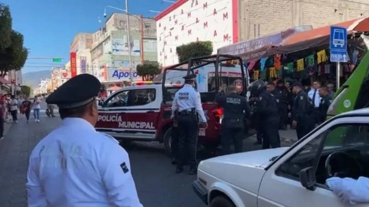 Durante una discusión, limpiaparabrisas apuñala a su pareja e intenta escapar en Puebla