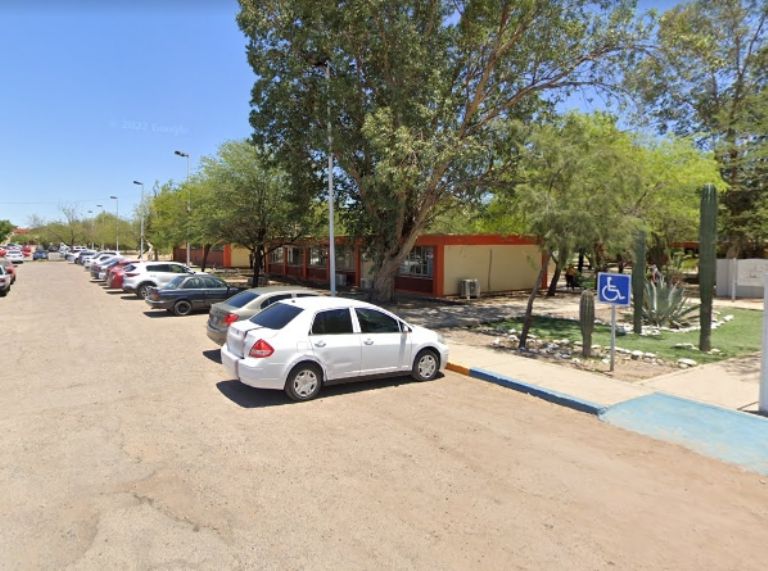 No se reporta otro caso en la institución 